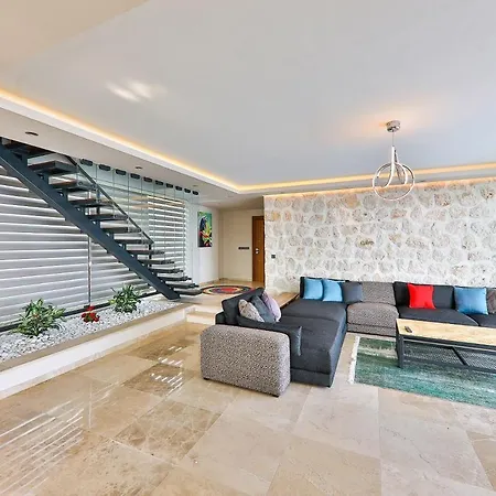 Beverley Hills - Kalkanvilla *